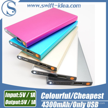 Made in China Smart Mobile Phone Power Bank 4, 300mAh LED Mobile Power Bank (P6)